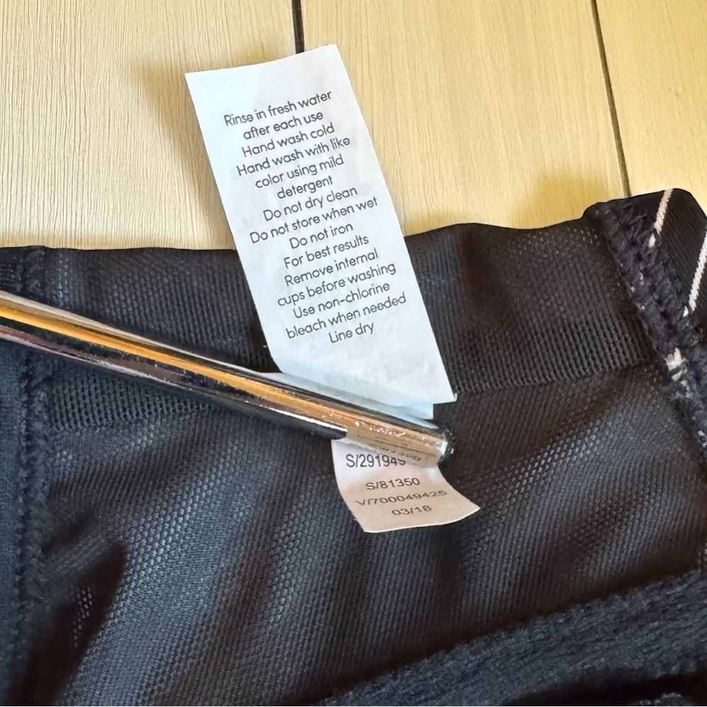 🖤 Athleta Bra-Sized Chevron Bikini Top – 34B/C 🖤 - Picture 11 of 12